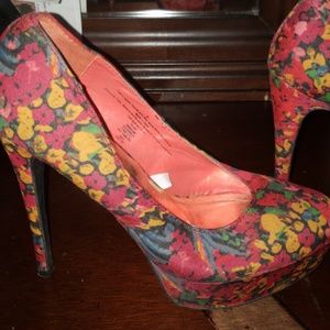 Women high shoes